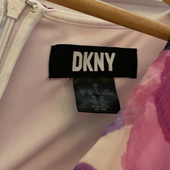 DKNY Floral Asymmetric Wrap Dress - Picture 4 of 4